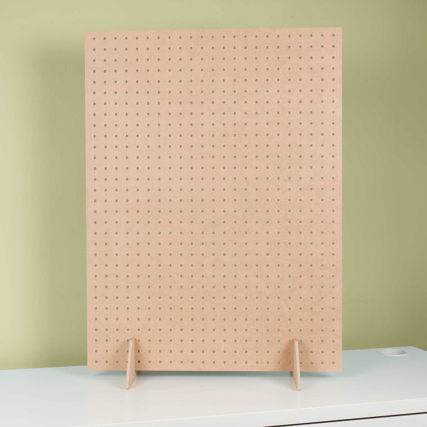 Freestanding Table Top Pegboard 800 x 600 mm