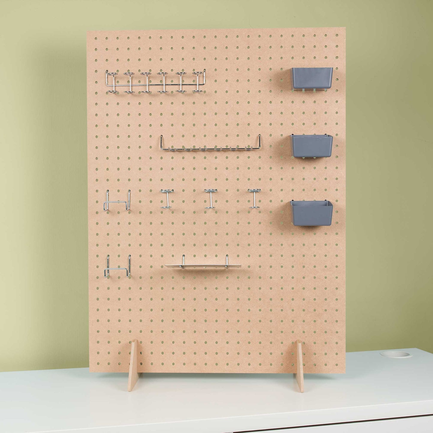 Freestanding Table Top Pegboard 800 x 600 mm